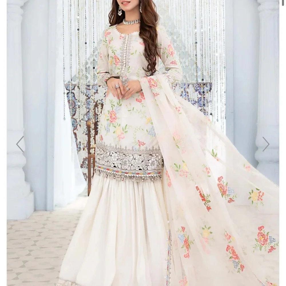 Maria B Cream Dress with Colorful Floral Embroidery Suit - Picture 8 of 8